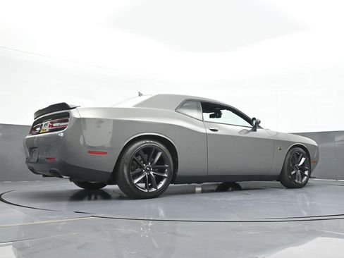 Used 2019 Dodge Challenger R/T Scat Pack w/ Shaker Package image 53