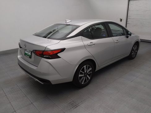 Used 2025 Nissan Versa SV FWD image 10