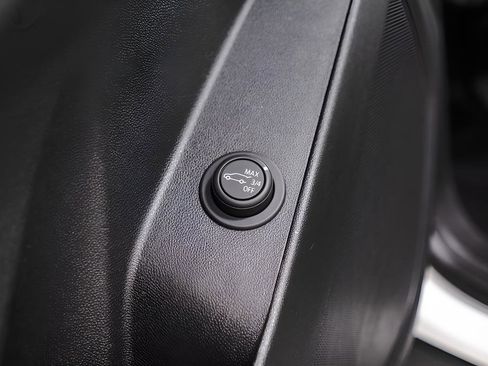 Used 2019 Chevrolet Equinox LT image 9