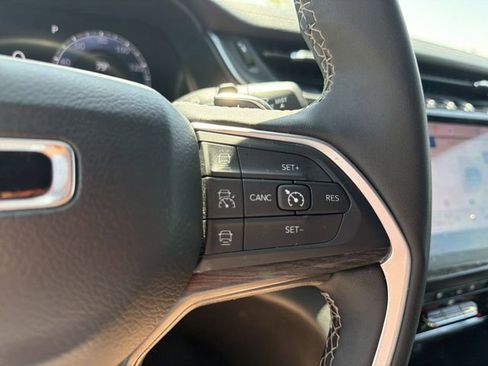 Used 2024 Jeep Grand Cherokee L Limited w/ Luxury Tech Group II image 34