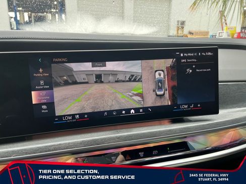Used 2023 BMW 760i xDrive AWD/4WD image 32