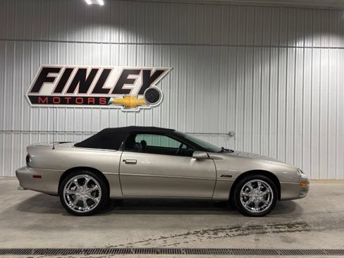 Used 1999 Chevrolet Camaro Z28 RWD image 2