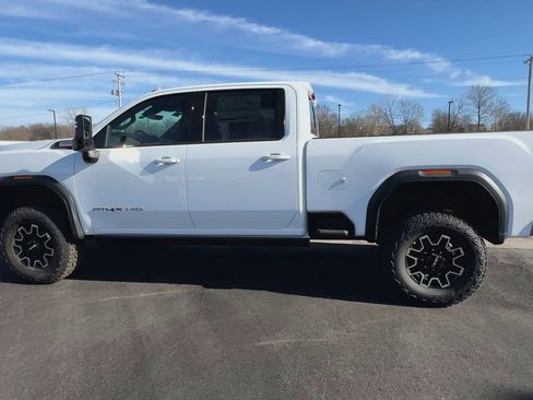 New 2026 GMC Sierra 2500 AT4X image 42