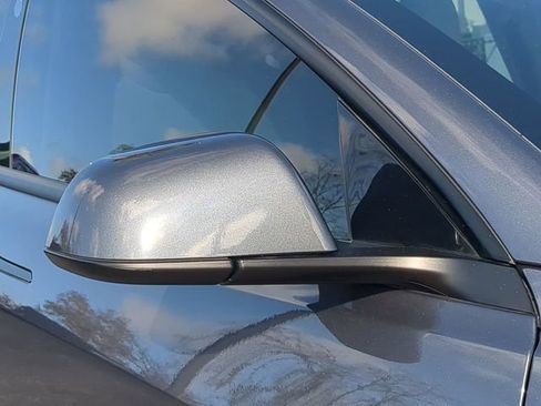 Used 2023 Tesla Model 3 Performance image 12