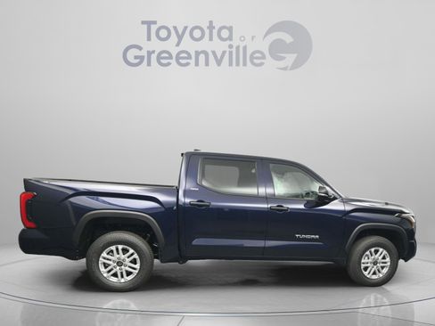 New 2026 Toyota Tundra SR5 AWD/4WD image 17