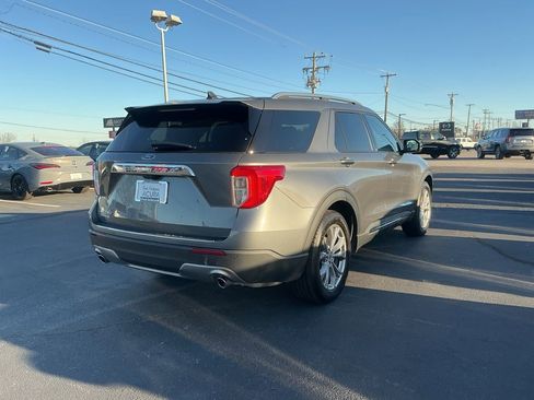 Used 2023 Ford Explorer Limited w/ Equipment Group 301A image 5