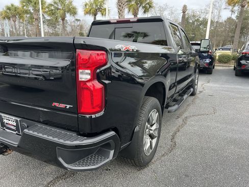 Used 2021 Chevrolet Silverado 1500 RST w/ Convenience Package II image 10
