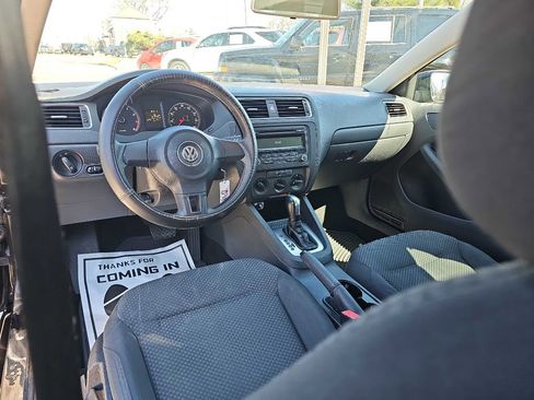 Used 2014 Volkswagen Jetta S FWD image 11