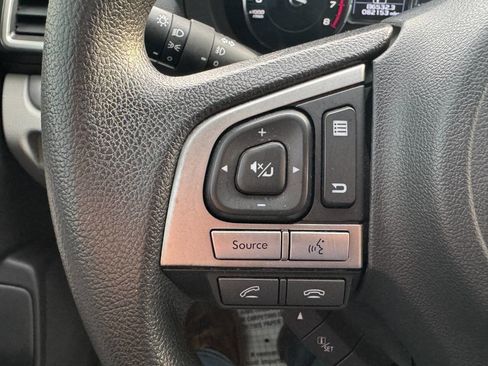 Used 2018 Subaru Forester 2.5i Premium image 12