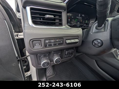 Used 2023 GMC Yukon Denali Ultimate AWD/4WD image 14