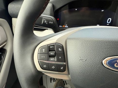 New 2026 Ford Explorer Active w/ Active Comfort Package image 21