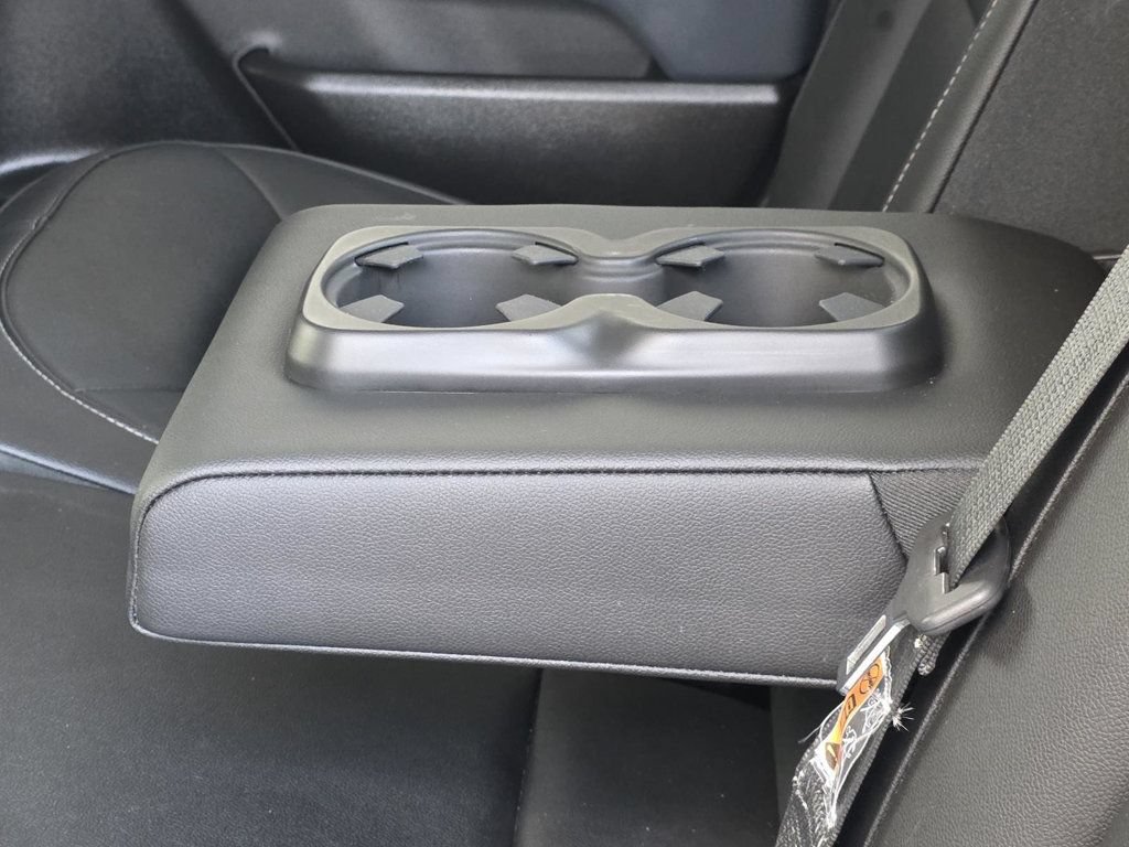 Used 2019 Chevrolet Colorado Z71 AWD/4WD image 9