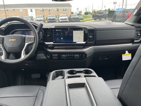 New 2026 Chevrolet Silverado 1500 LT AWD/4WD image 24