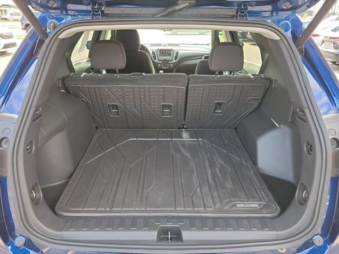 Used 2022 Chevrolet Equinox LT FWD image 12