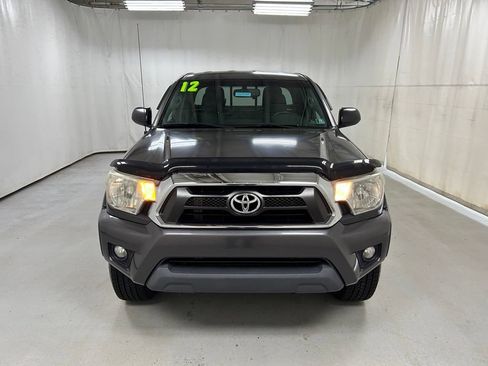 Used 2012 Toyota Tacoma 4x4 Access Cab V6 w/ SR5 Pkg image 3