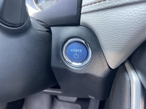Used 2020 Toyota RAV4 XLE w/ Convenience Package AWD/4WD image 27