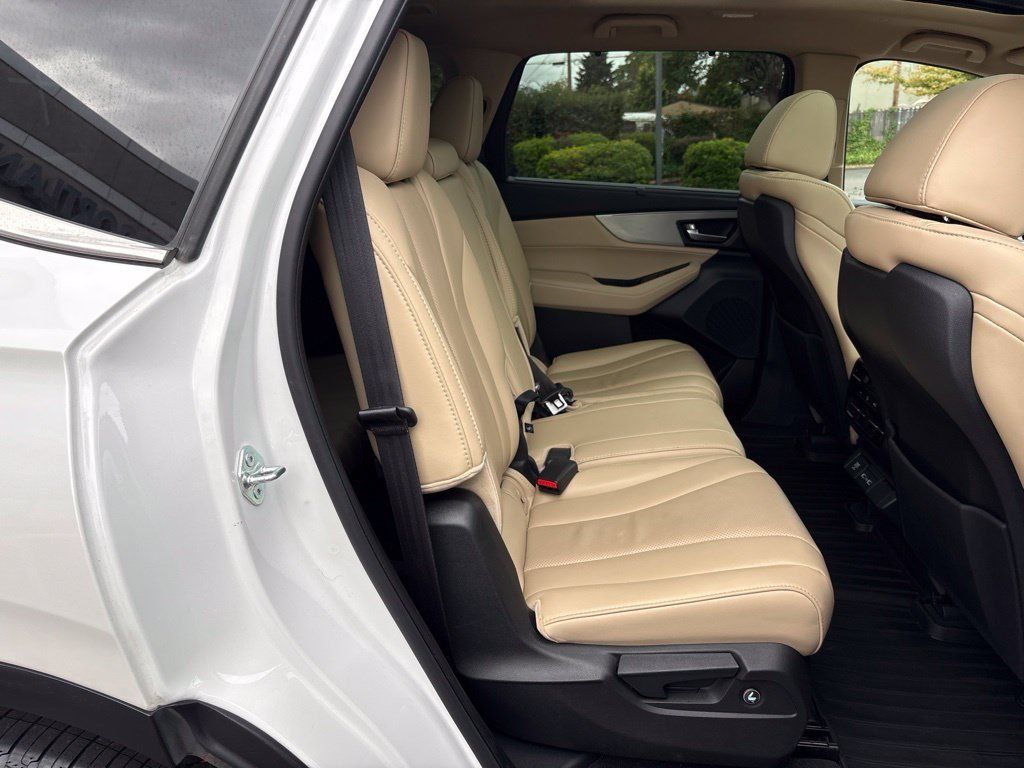 Certified 2024 Acura MDX w/ Technology Package AWD/4WD image 25
