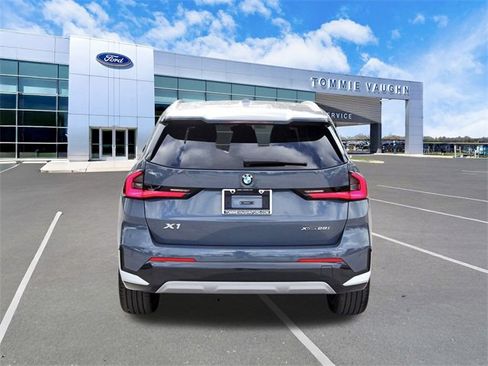Used 2025 BMW X1 xDrive28i w/ Technology Package image 3