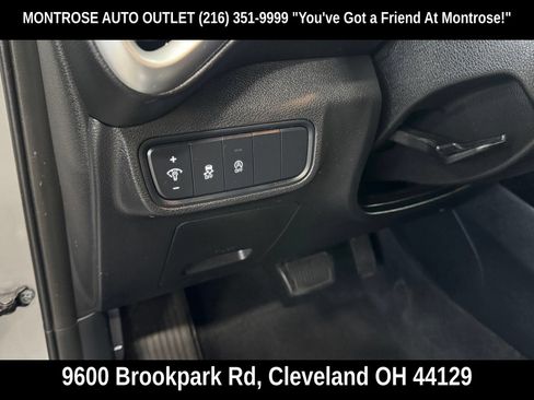 Used 2024 Kia Soul LX w/ Option Group 015 FWD image 19
