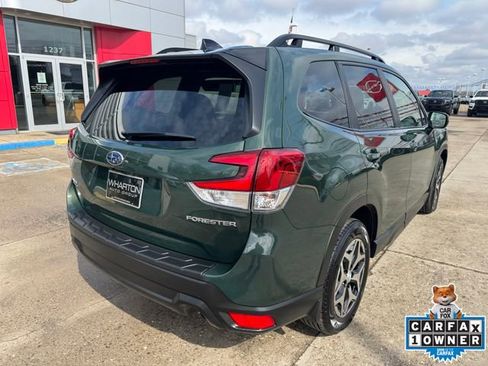 Used 2024 Subaru Forester Premium image 13