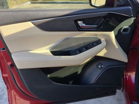 Used 2024 Acura MDX SH-AWD w/ Advance Package image 13