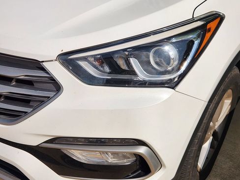 Used 2017 Hyundai Santa Fe Sport w/ 2.4L Tech Package 04 FWD image 8