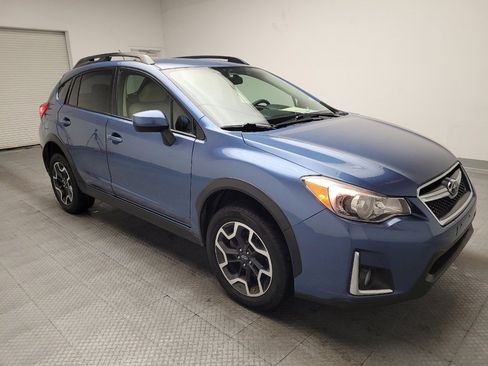 Used 2017 Subaru Crosstrek 2.0i Premium image 13