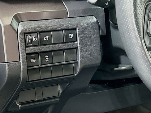 Used 2025 Toyota 4Runner SR5 image 8