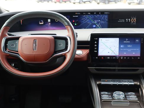 Used 2024 Lincoln Nautilus Black Label w/ Jet Appearance Package (87T) image 14