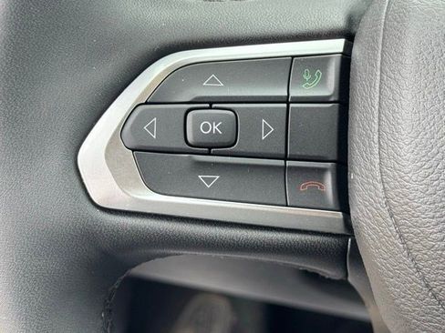 Certified 2025 Jeep Compass Limited AWD/4WD image 15