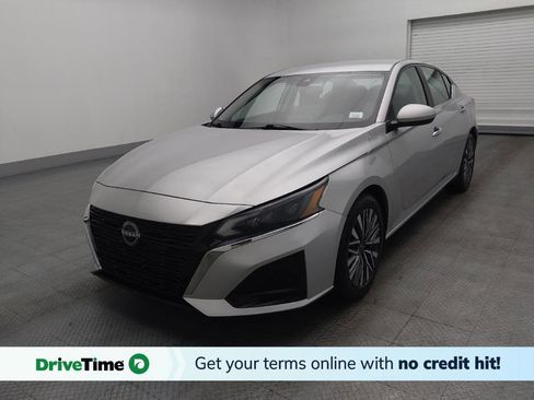 Used 2023 Nissan Altima 2.5 SV image 1