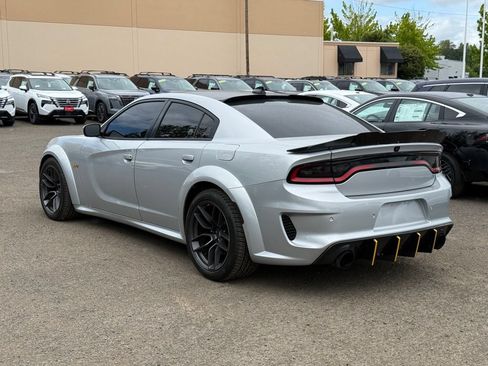 Used 2020 Dodge Charger Scat Pack RWD image 3