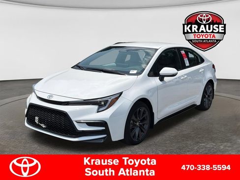 New 2026 Toyota Corolla SE FWD image 3