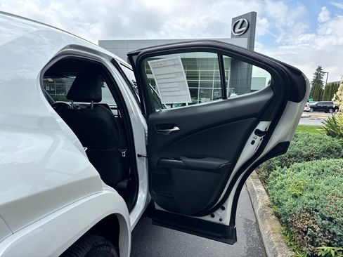 Certified 2025 Lexus UX 300h AWD w/ Accessory Package (P1) image 18