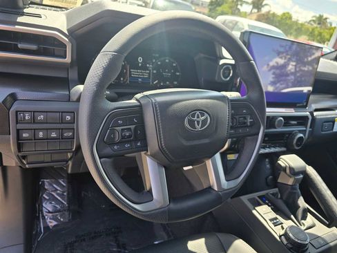 New 2026 Toyota 4Runner Limited AWD/4WD image 26