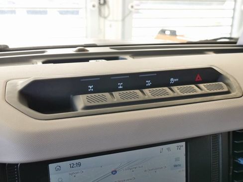 Used 2021 Ford Bronco Wildtrak image 20