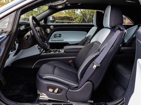 Used 2025 Rolls-Royce Spectre w/ Leather Finishing Pack AWD/4WD image 41