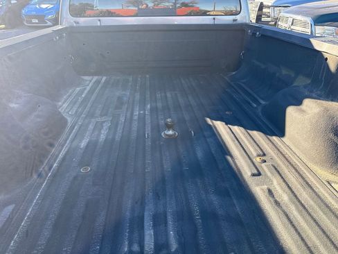 Used 2010 Ford F250 XLT image 7