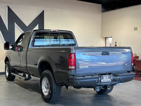 Used 2004 Ford F250 XLT AWD/4WD image 8