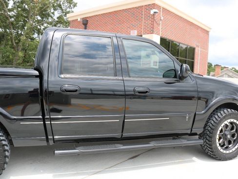 Used 2002 Lincoln Blackwood RWD image 61