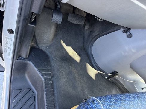 Used 2015 Ford E-350 and Econoline 350 Super Duty image 18