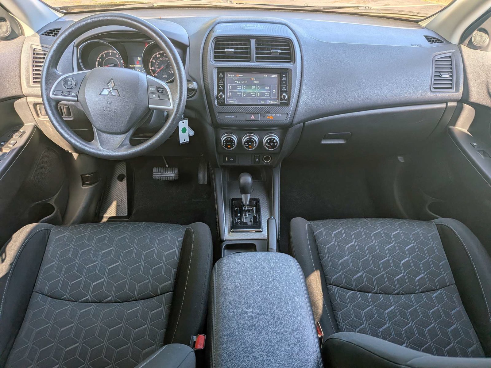 Used 2022 Mitsubishi Outlander Sport ES FWD image 13