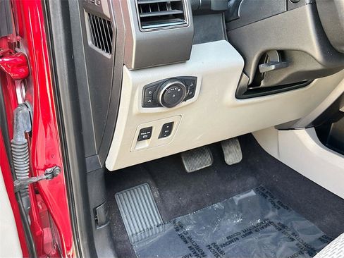 Used 2020 Ford F150 XLT w/ Equipment Group 302A Luxury image 10