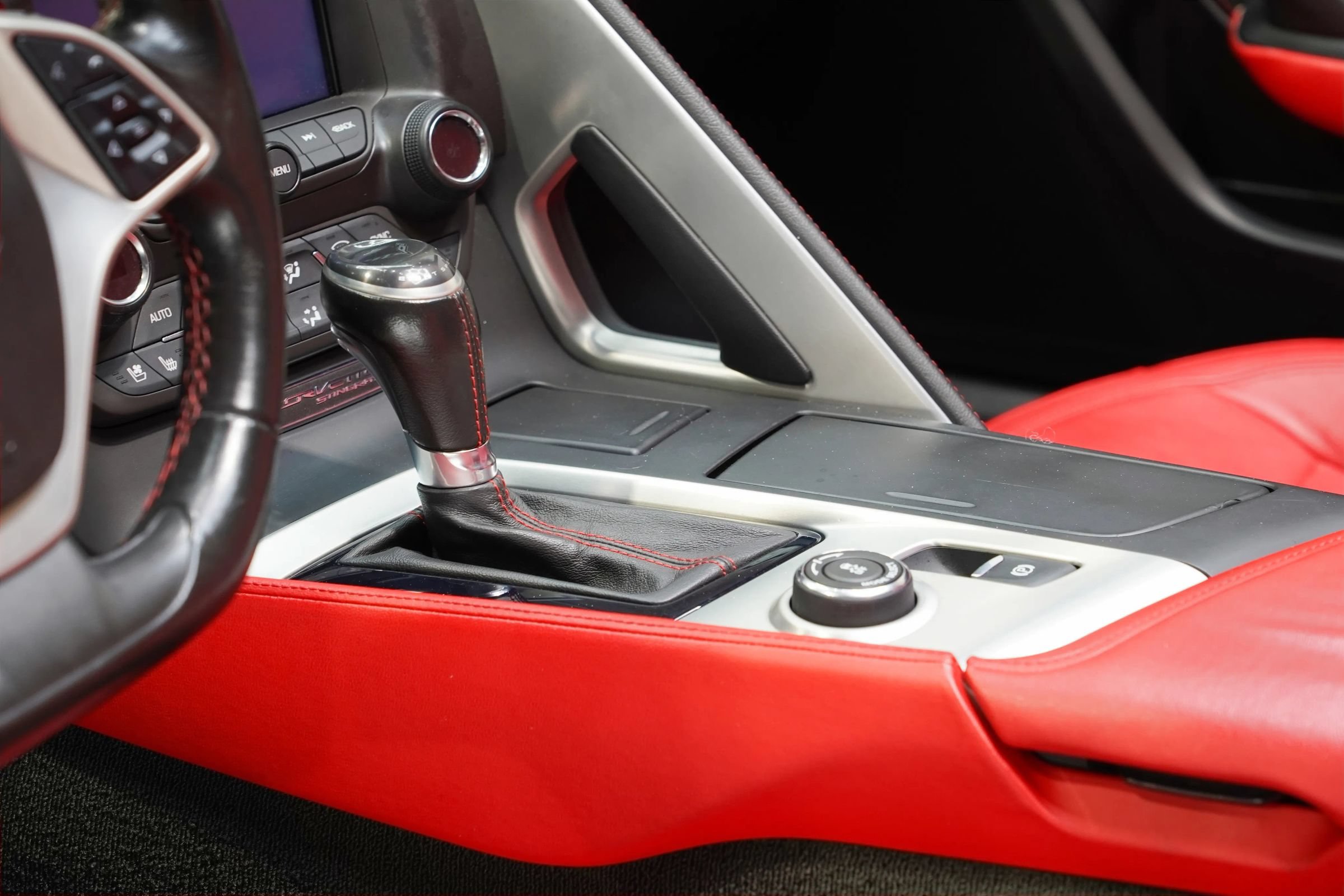Used 2017 Chevrolet Corvette Stingray Coupe RWD image 43