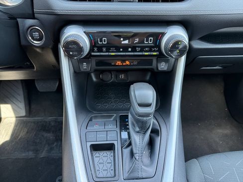 Used 2023 Toyota RAV4 XLE FWD image 10