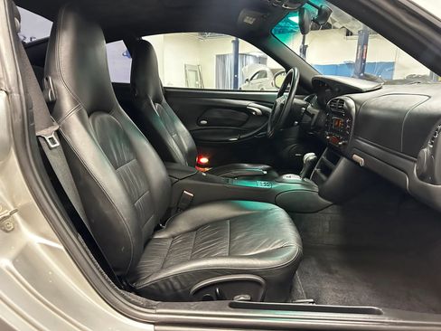 Used 2002 Porsche 911 Turbo image 16