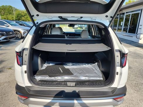 New 2025 Hyundai Tucson SEL image 8
