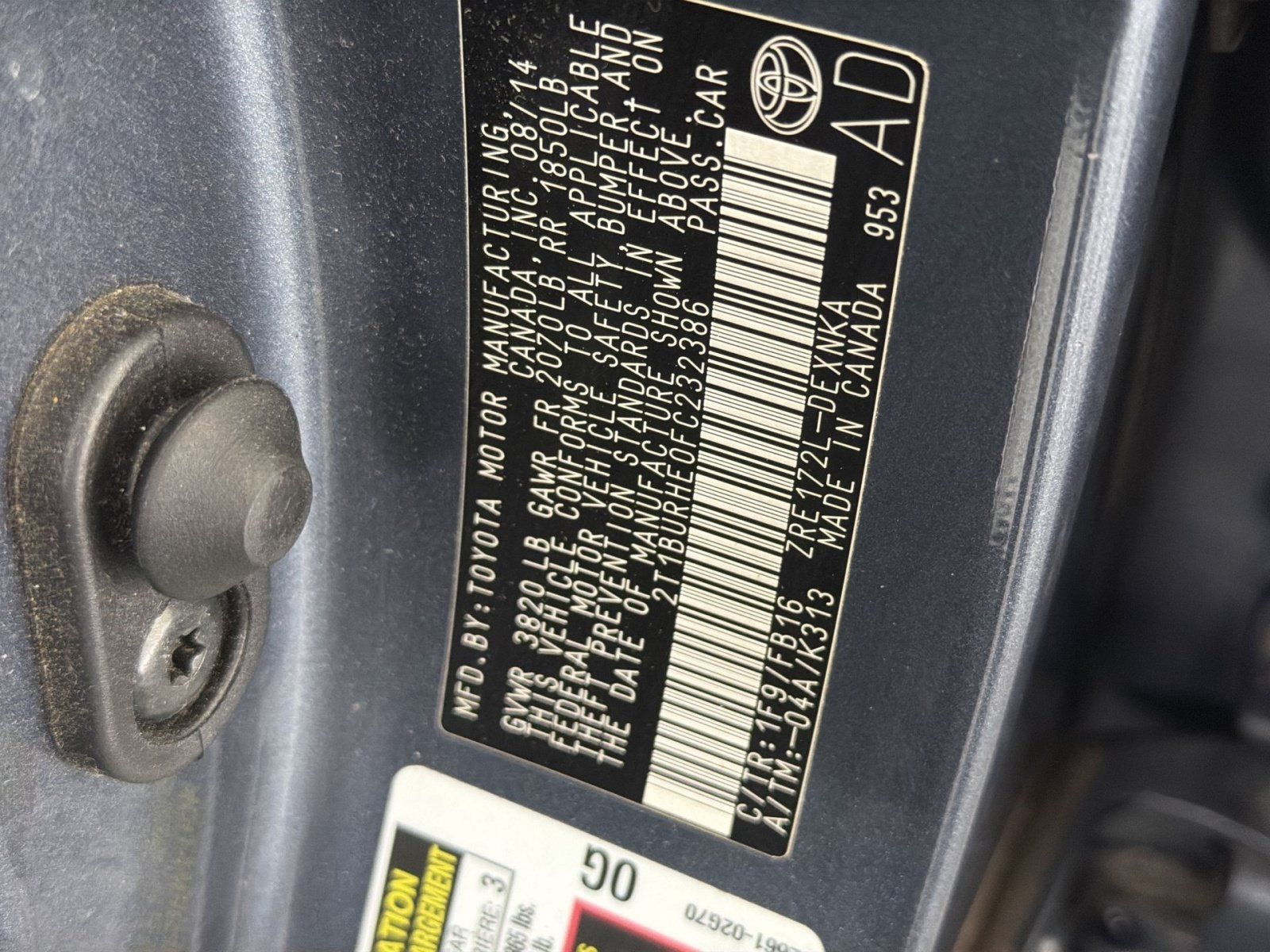 Used 2015 Toyota Corolla LE FWD image 26