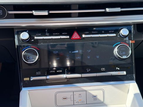 New 2026 Hyundai Santa Fe SE FWD image 29