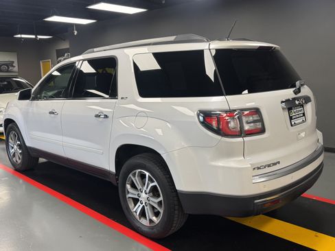 Used 2016 GMC Acadia SLT w/ Open Road Package FWD image 10